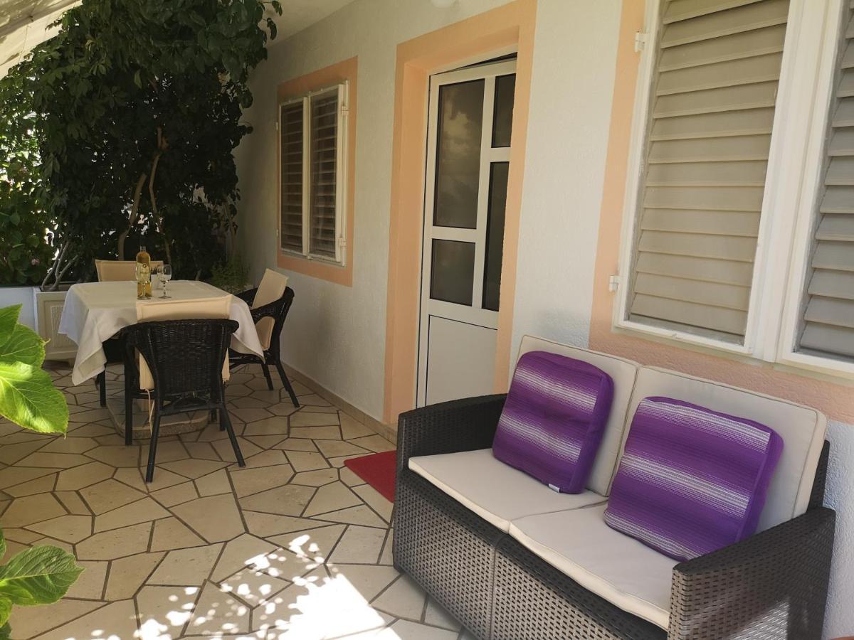 Apartments & Rooms Anita Hvar Town Buitenkant foto