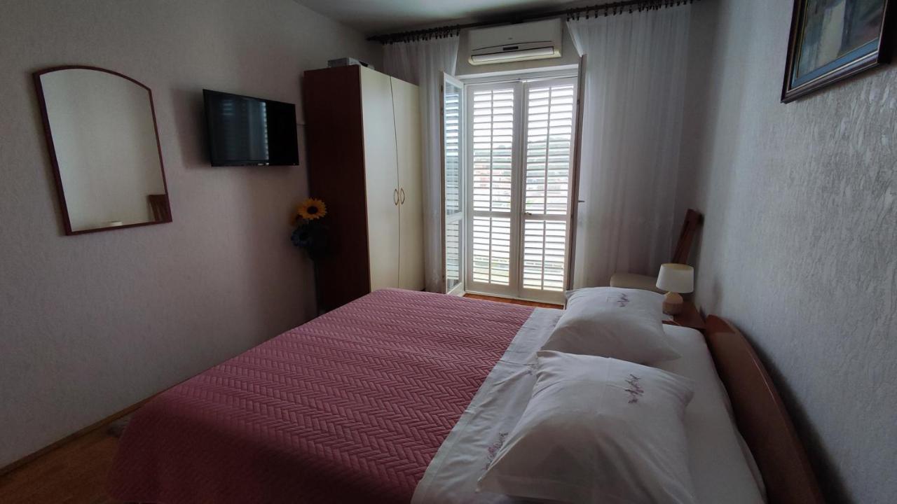 Apartments & Rooms Anita Hvar Town Buitenkant foto