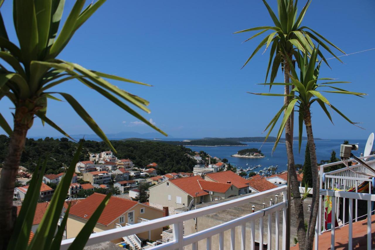 Apartments & Rooms Anita Hvar Town Buitenkant foto